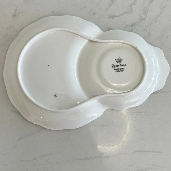 Queen Anne Bone China Snack Set Gold Filigree Teacup Tray England Vtg Tea Party - Picture 3 of 15